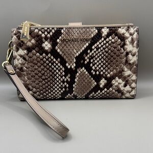 Michael Kors Double Zip Snakeskin print leather Smartphone Wallet/Wristlet